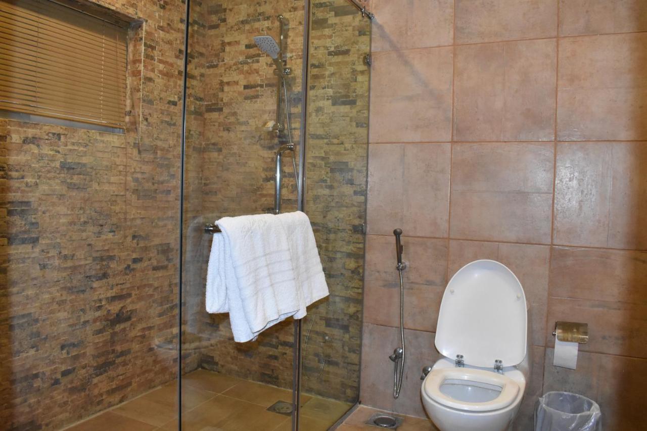 Safari Club 1 Hotel Rawalpindi Bagian luar foto