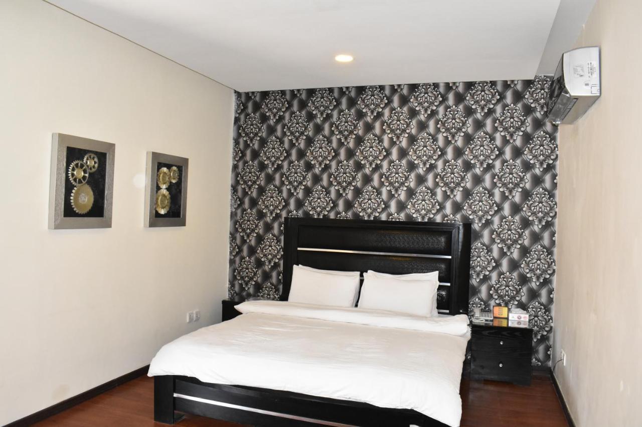 Safari Club 1 Hotel Rawalpindi Bagian luar foto