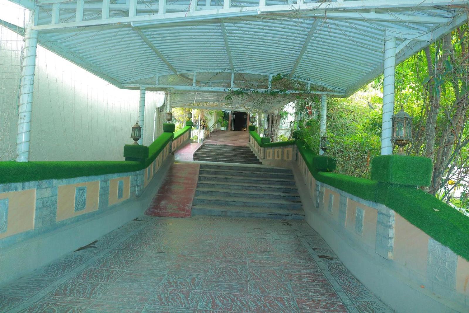 Safari Club 1 Hotel Rawalpindi Bagian luar foto