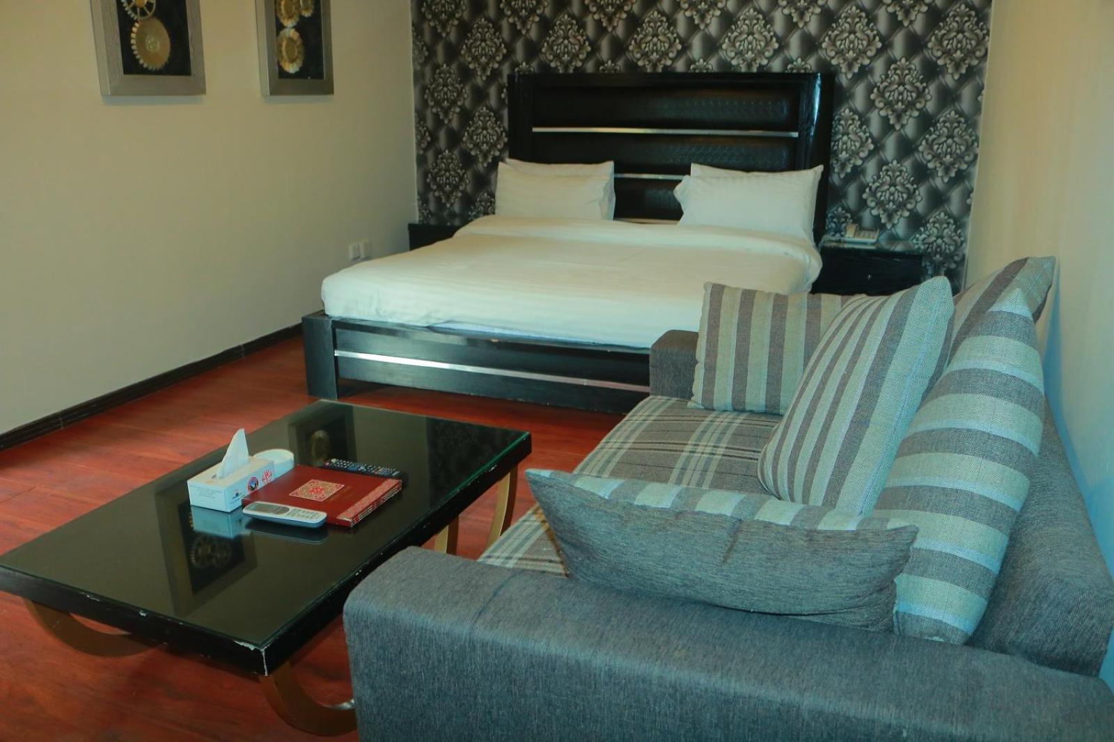 Safari Club 1 Hotel Rawalpindi Bagian luar foto