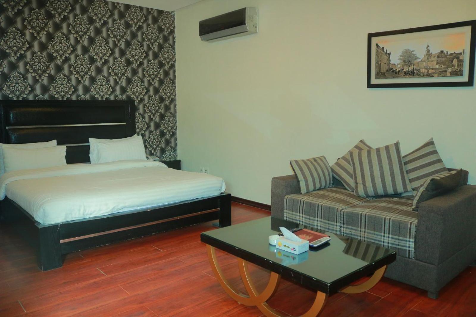 Safari Club 1 Hotel Rawalpindi Bagian luar foto