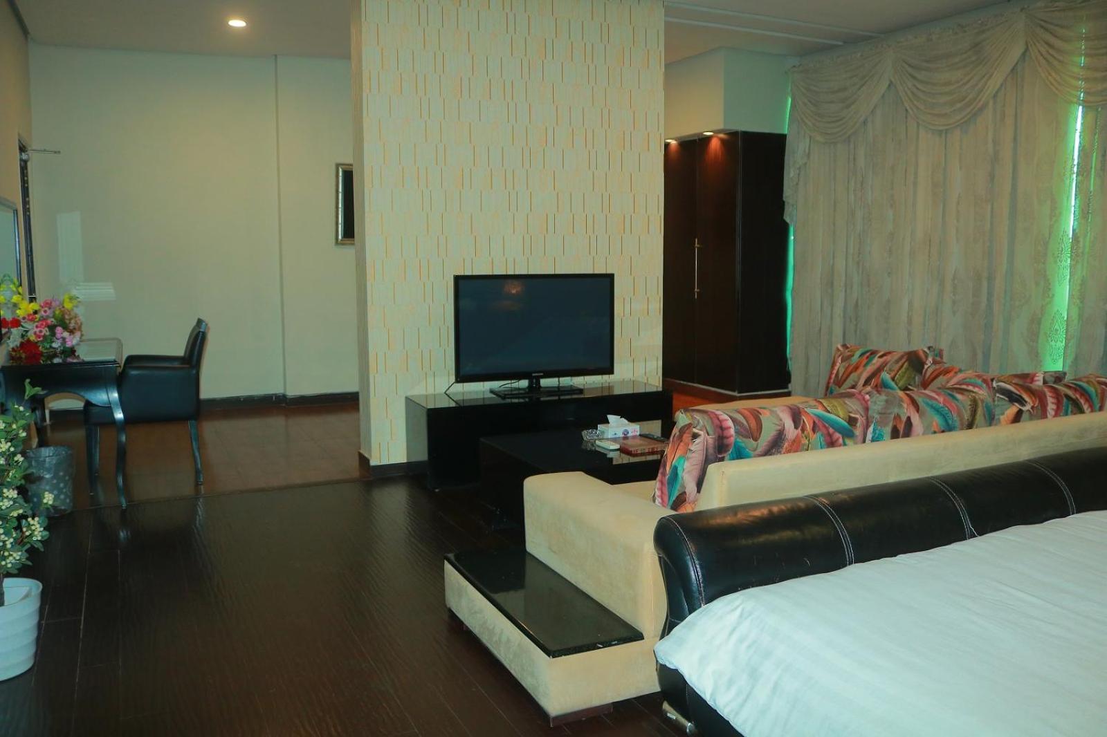 Safari Club 1 Hotel Rawalpindi Bagian luar foto